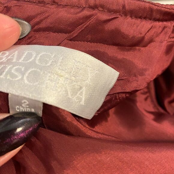 Badgley Mischka burgundy sequinned dress, size 2 - Picture 3 of 7